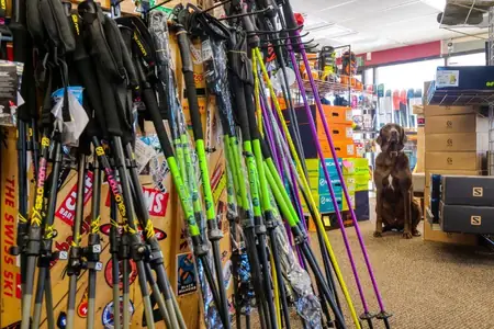 min-Nov25_20-AMR-Ski-Shop-HDR-Photos-19-1