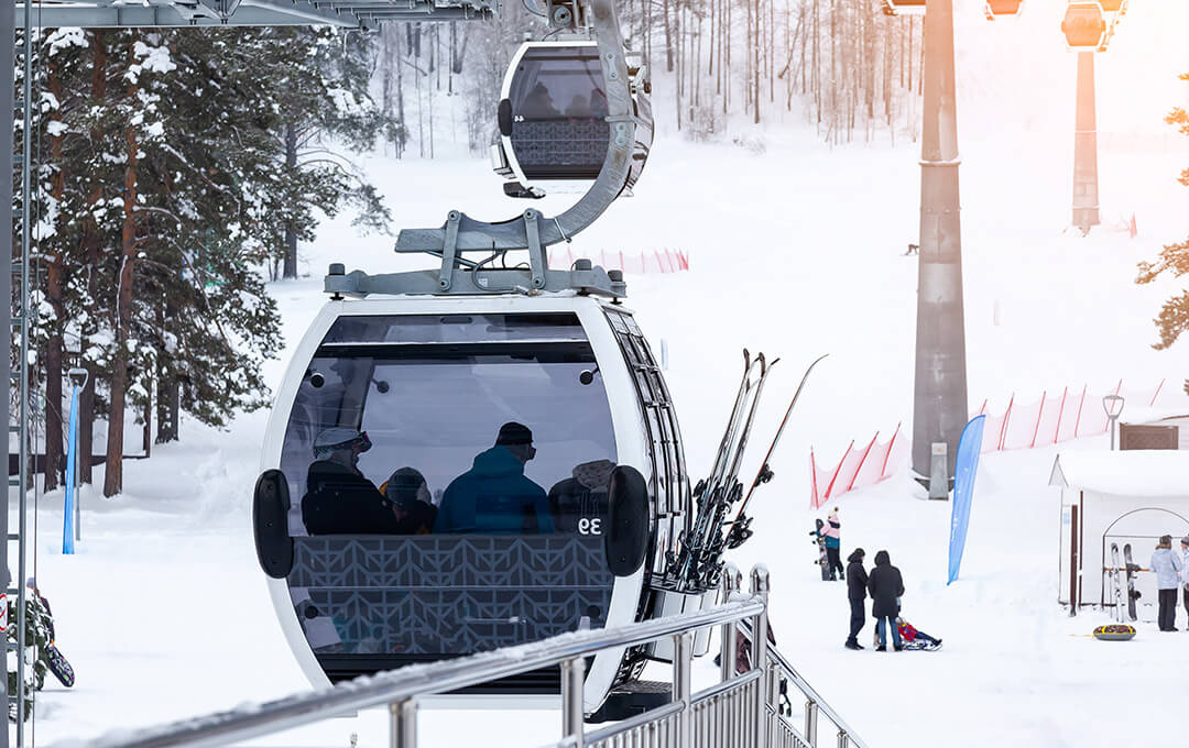 AMR Ski Shop - Gandola Cable Ride