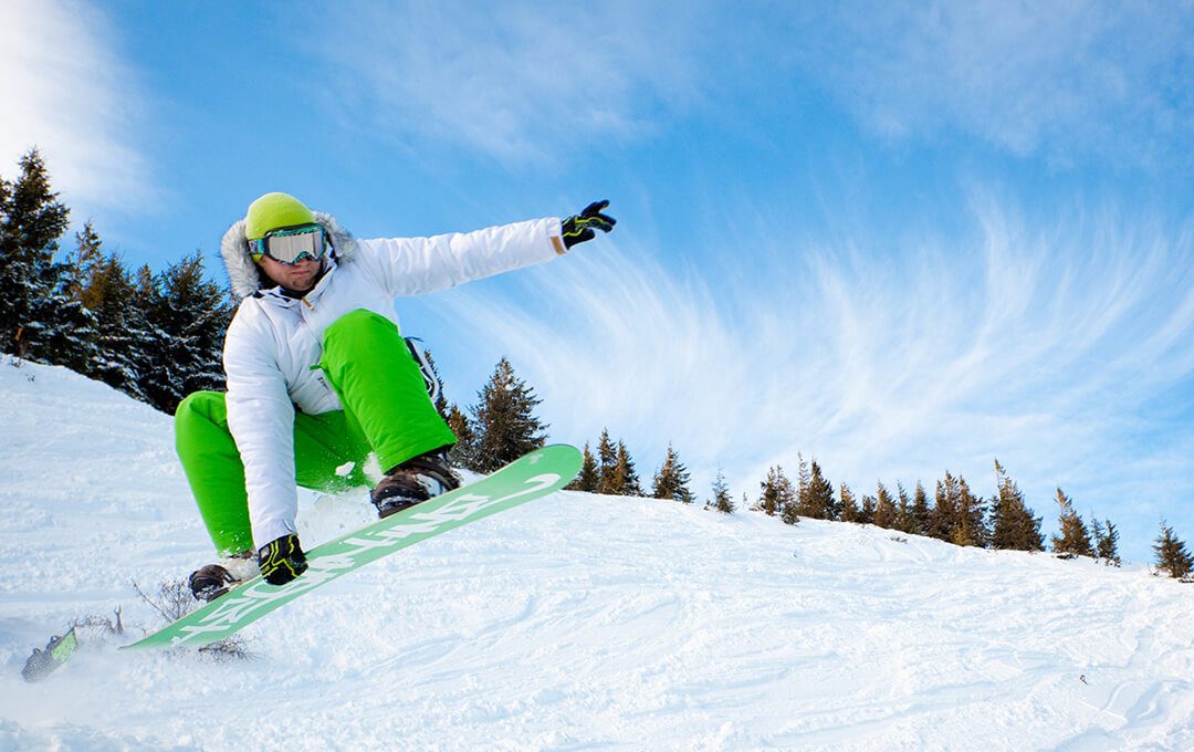 AMR Ski Shop - Snowboarding Activity